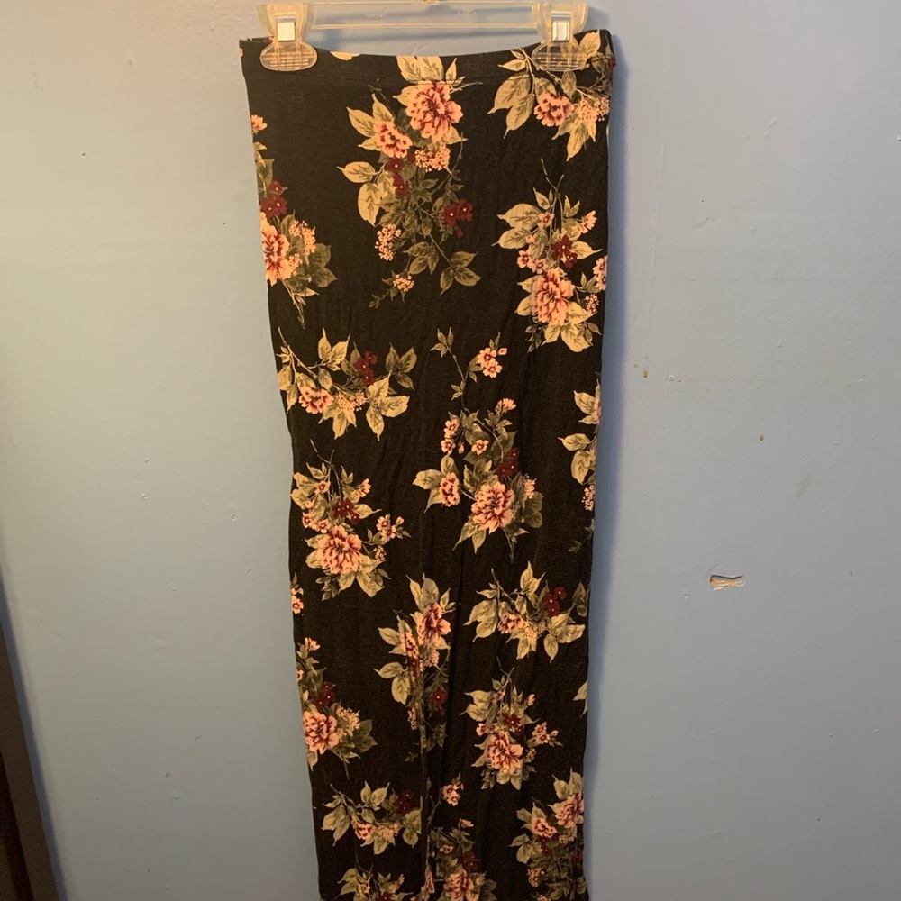 Long flower skirt